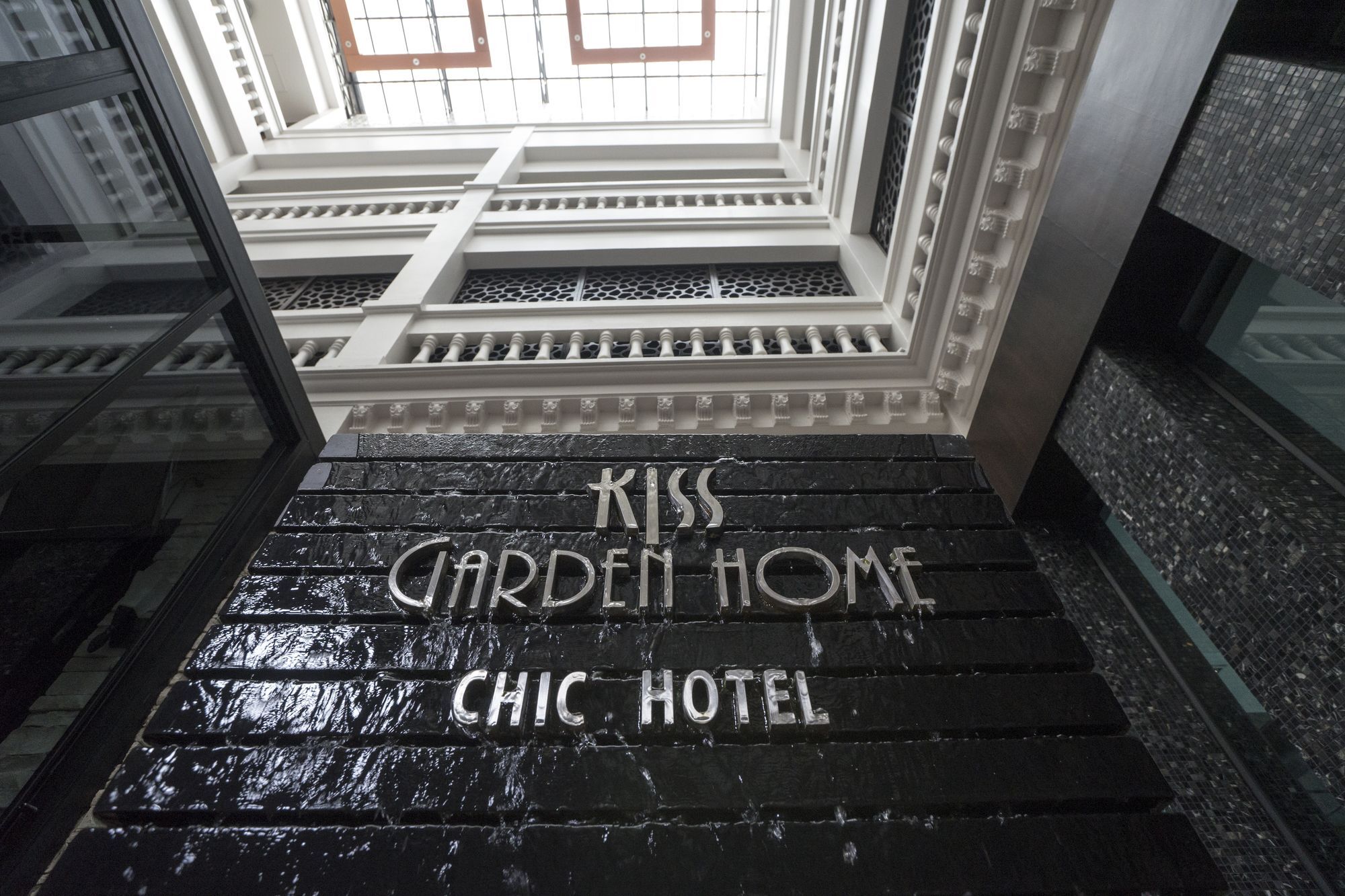 Kiss Gardenhome Chic 3*