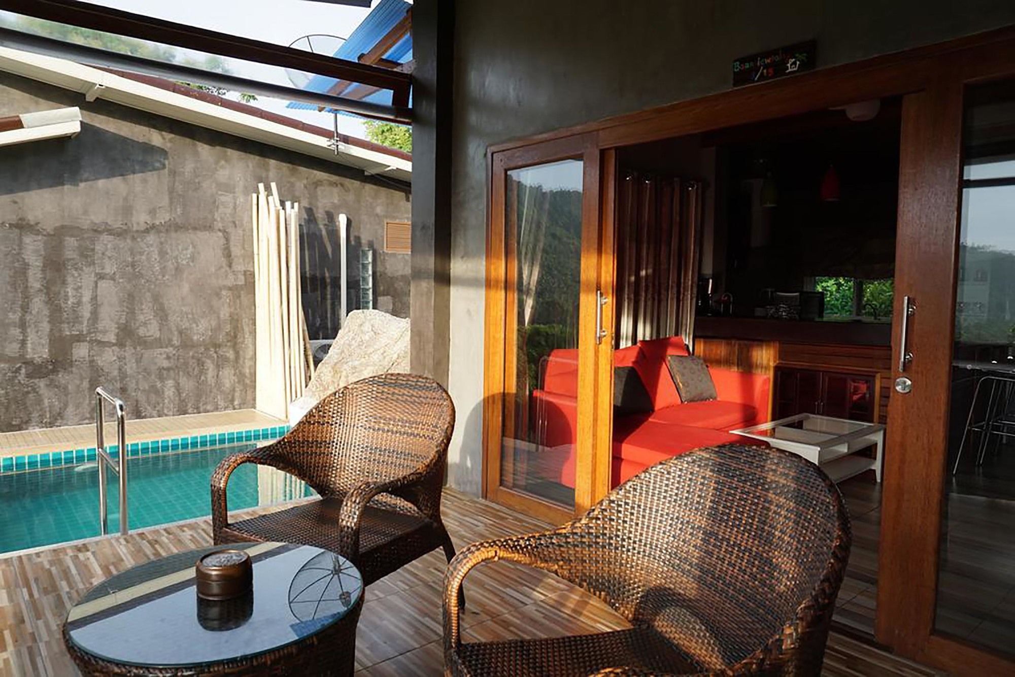 Baan View Talay Pool Thong Nai Pan Yai