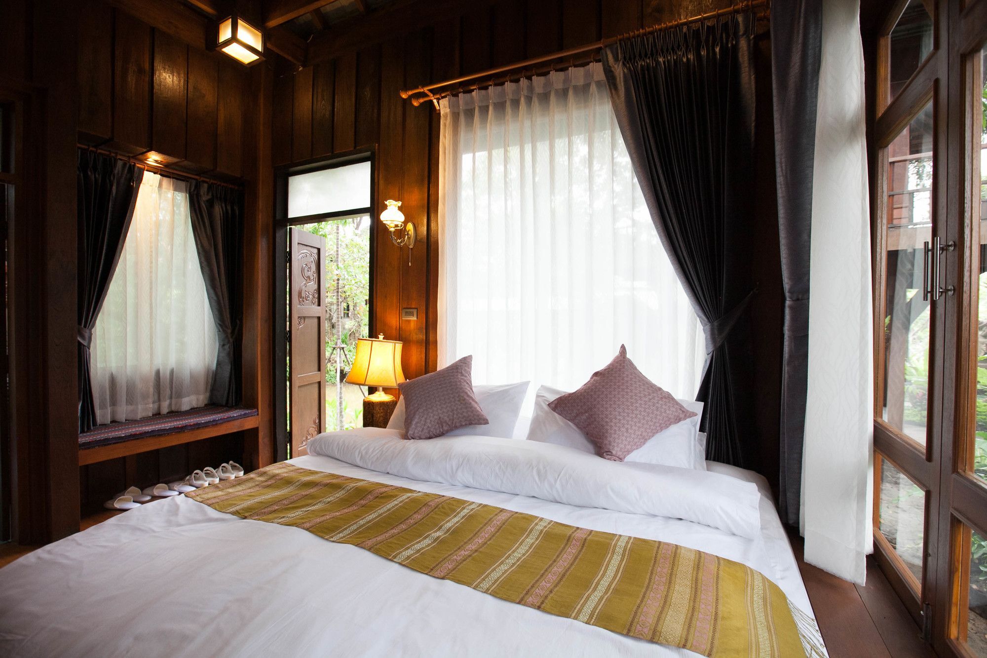 Baansuwanburi - บ้านสุวรรณบุรี