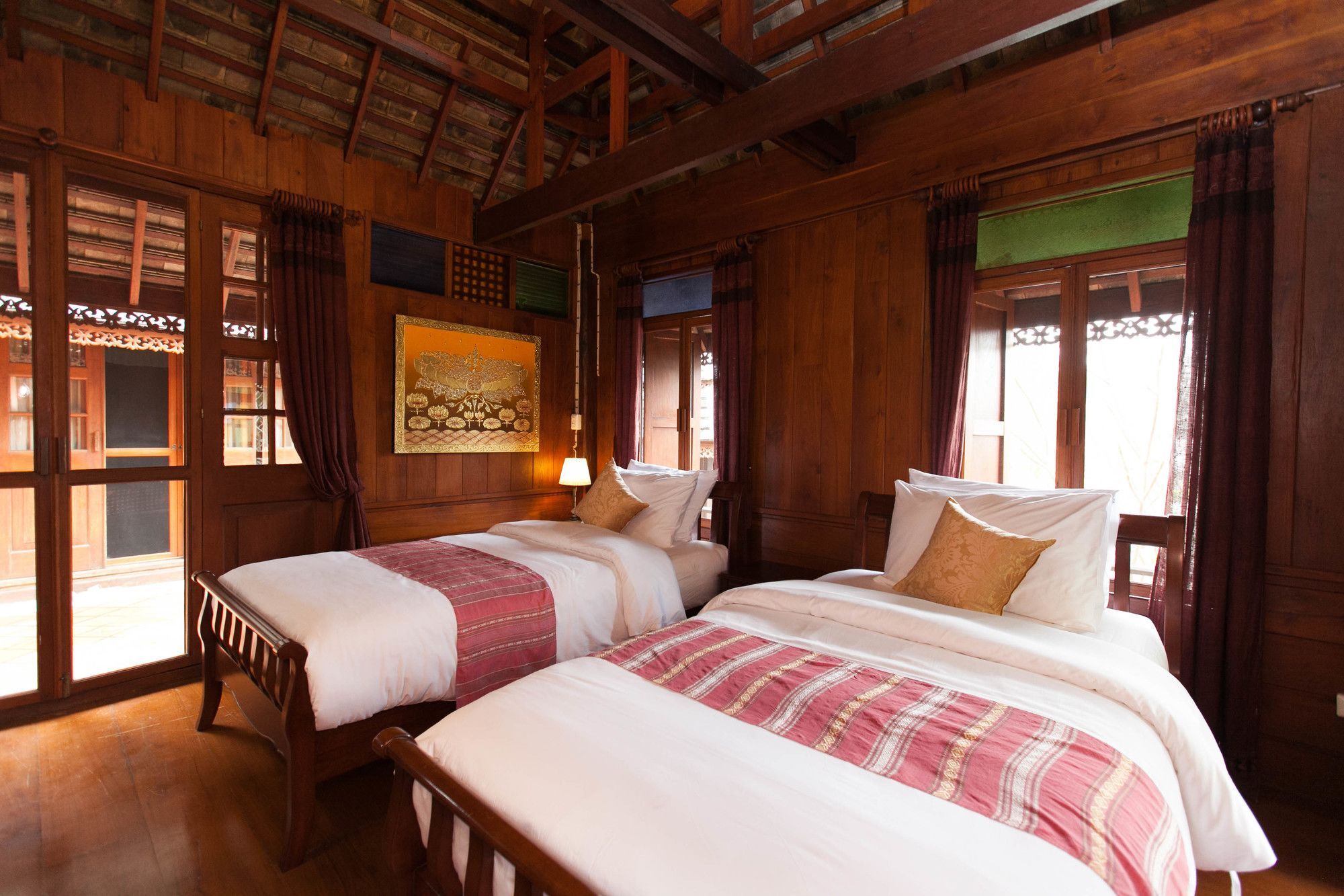 Baansuwanburi - บ้านสุวรรณบุรี Resort