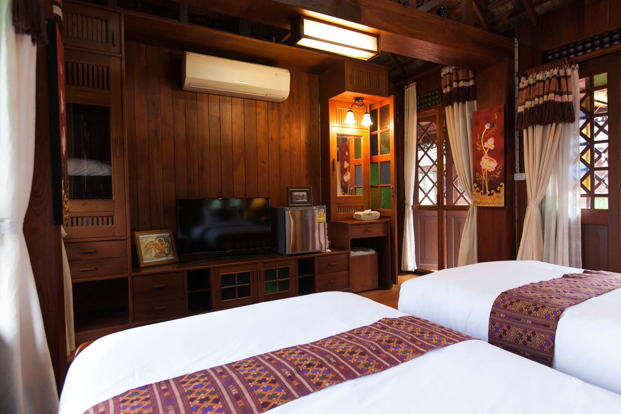 Resort Baansuwanburi - บ้านสุวรรณบุรี 3*