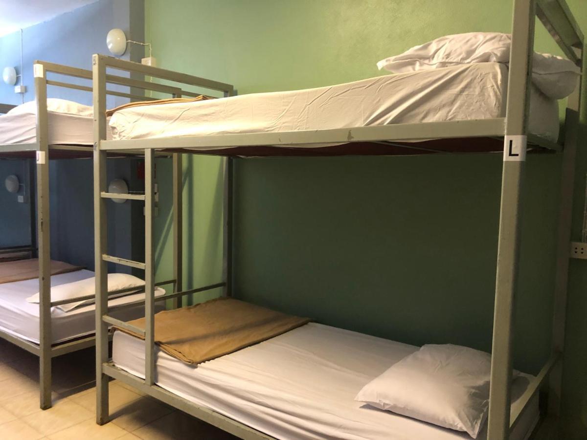 Hostel Baan Tai Backpackers