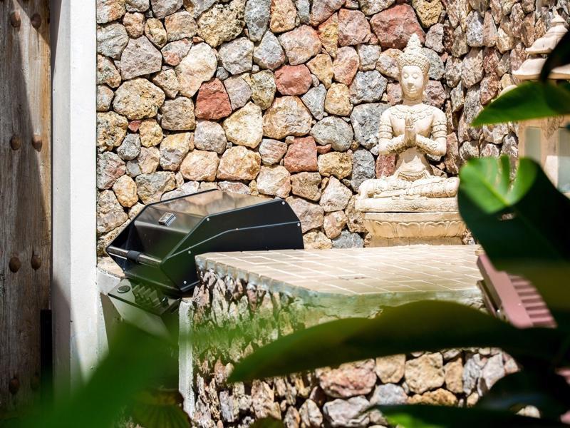 Baan Buaa - Beachside 3 Bed Pool Villa *