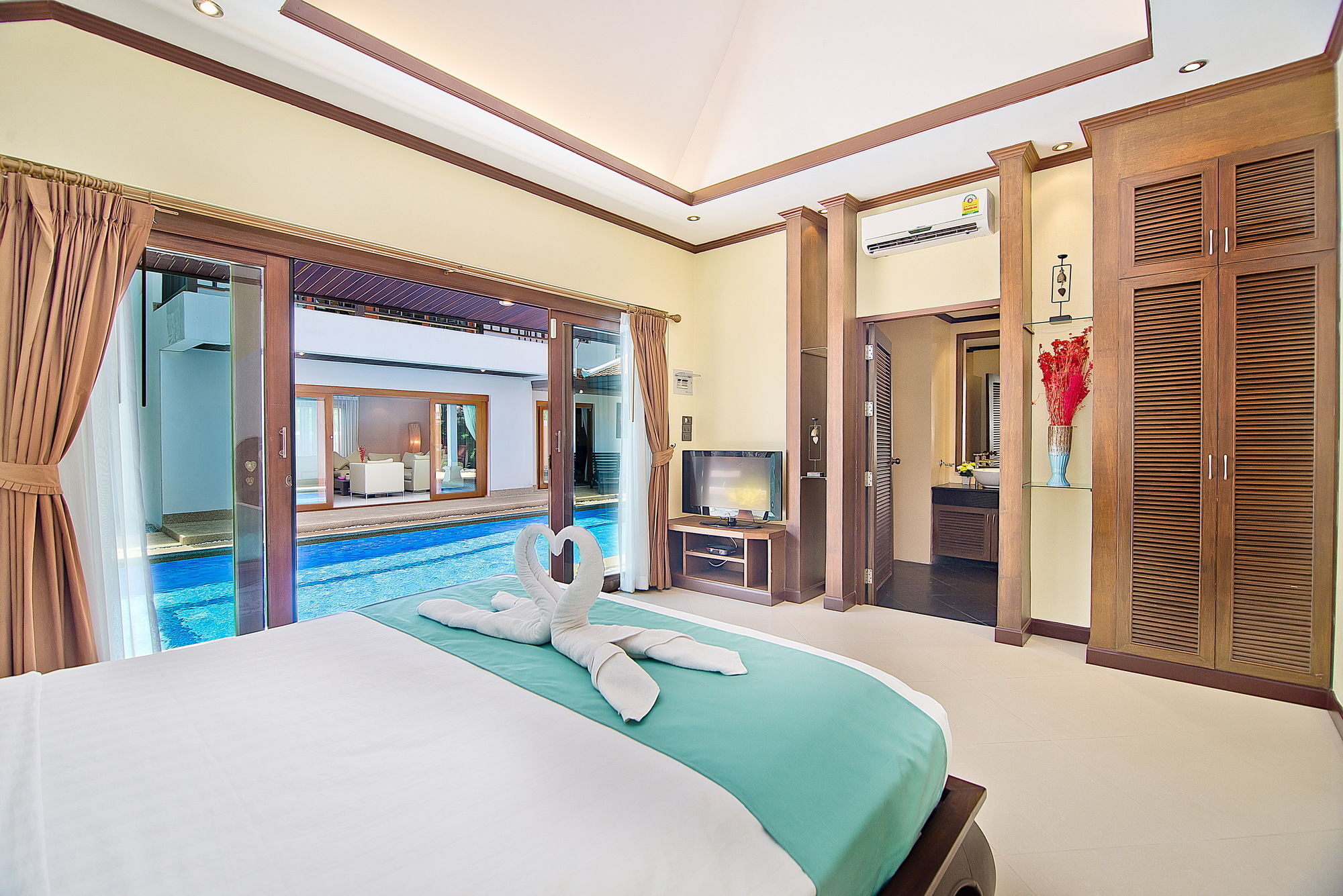 Tropicana Pool Villa Pattaya