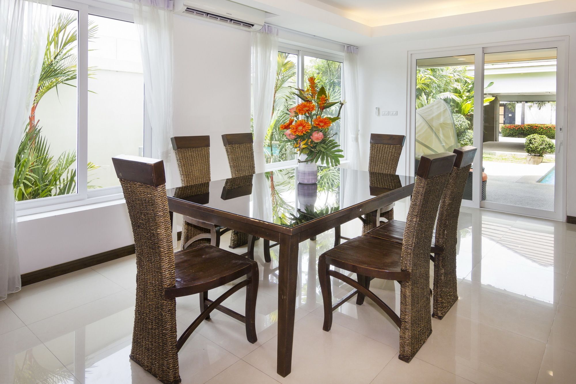 Tropicana Pool Villa