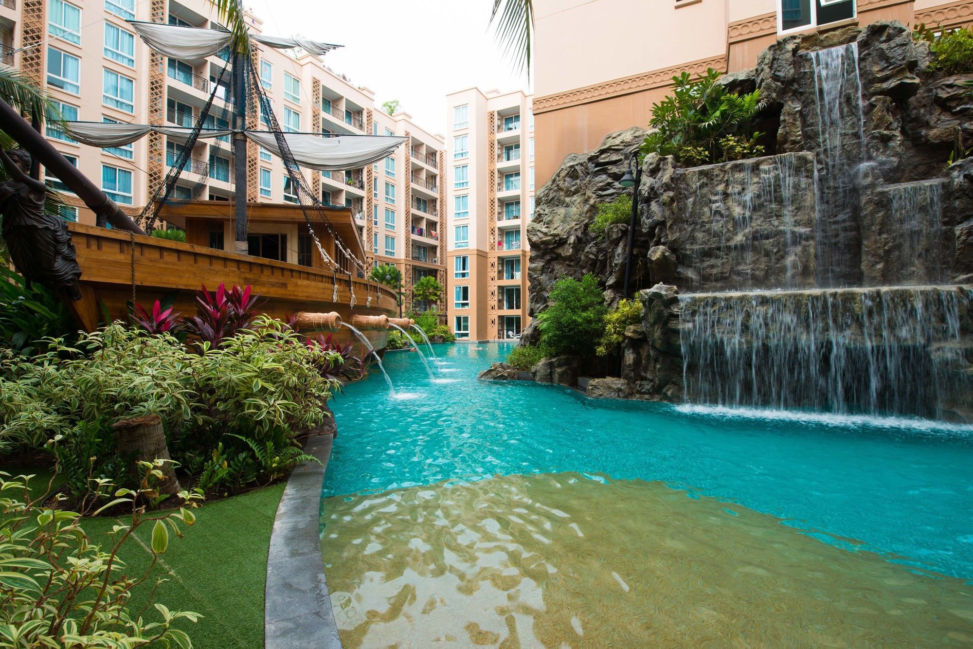 Atlantis Pattaya High Service Apartment