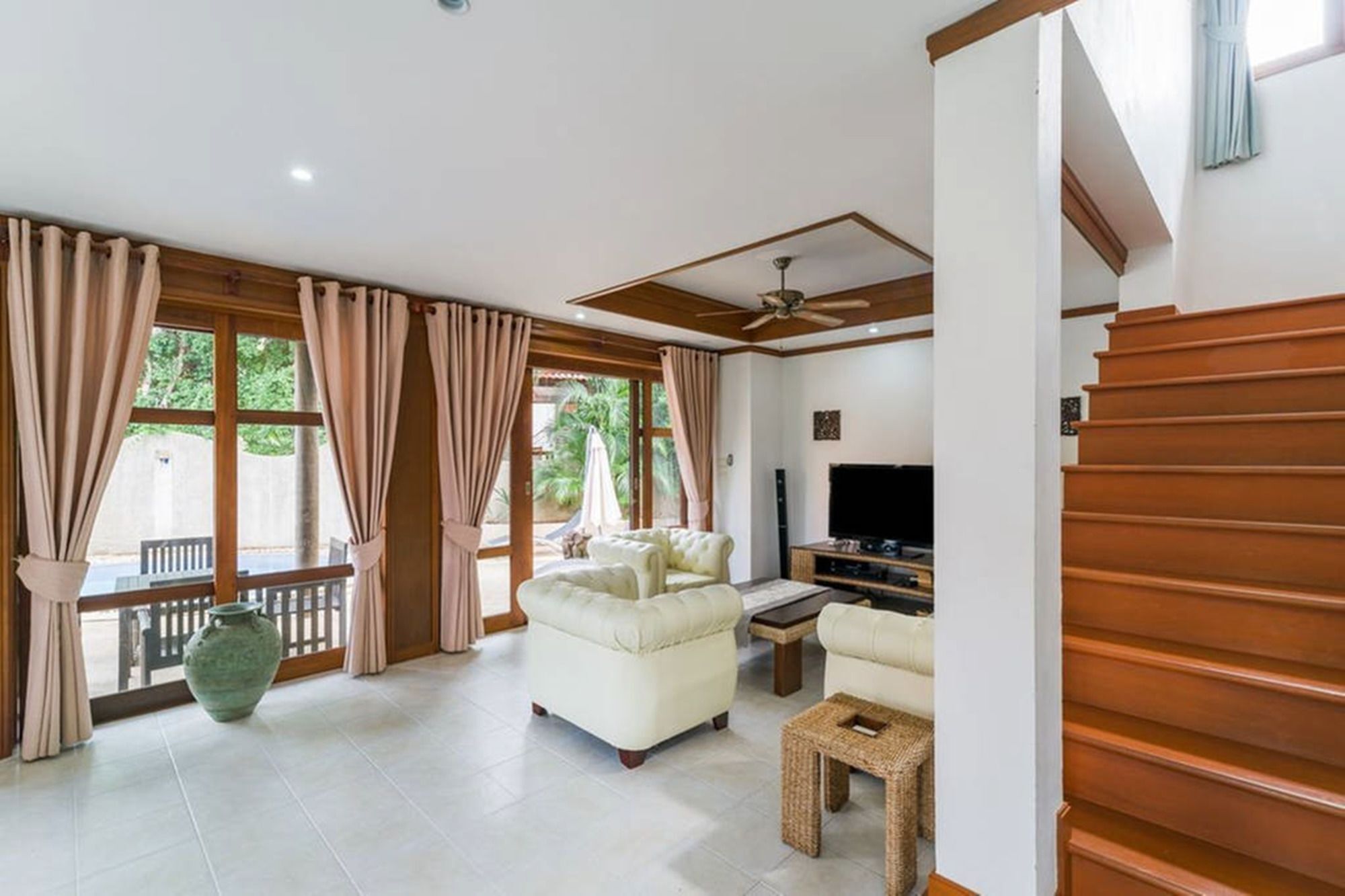 Resort 4 Bedroom On Beachfront - Tg44 3*