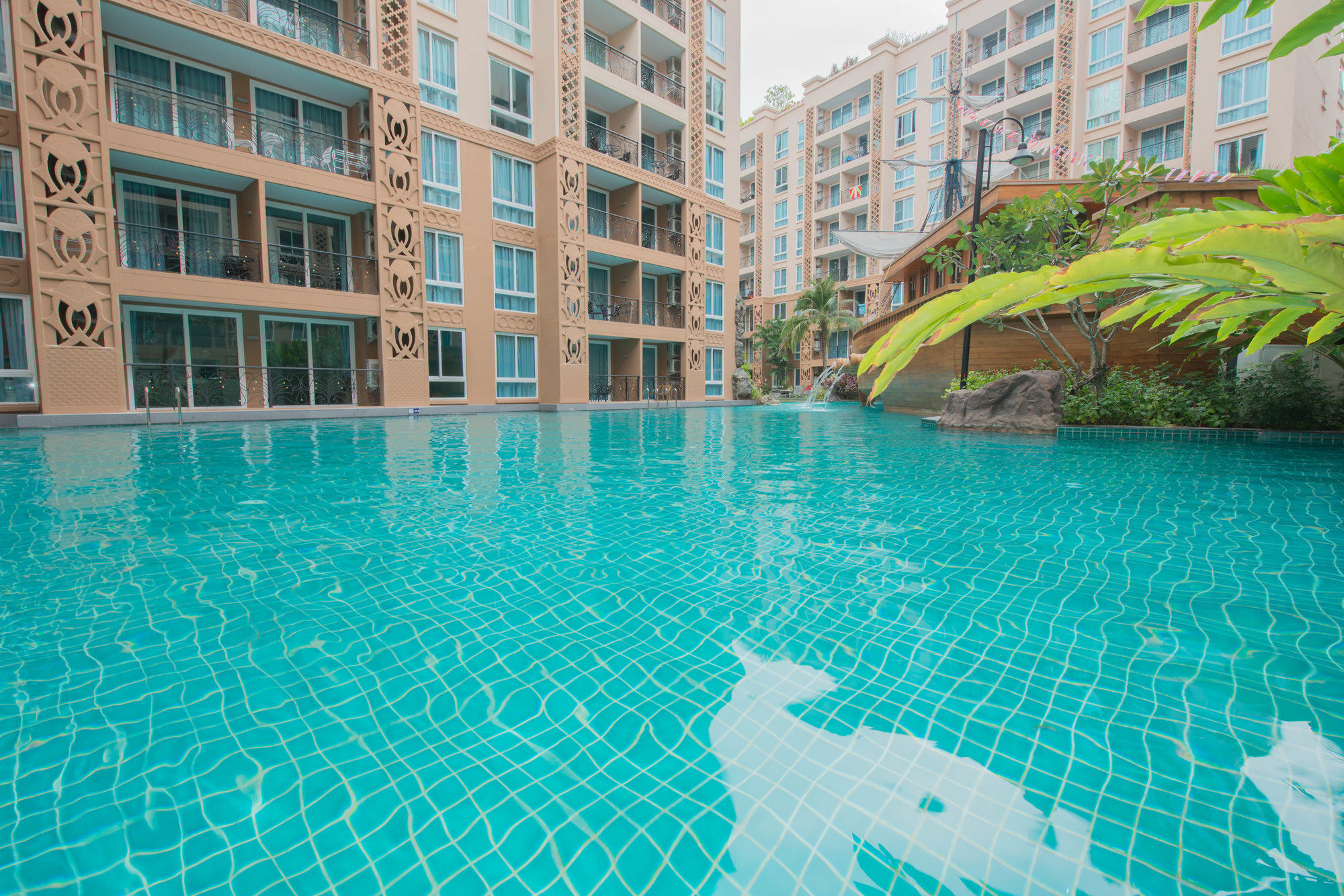 Atlantis Pattaya High Service Apartment Jomtien Beach