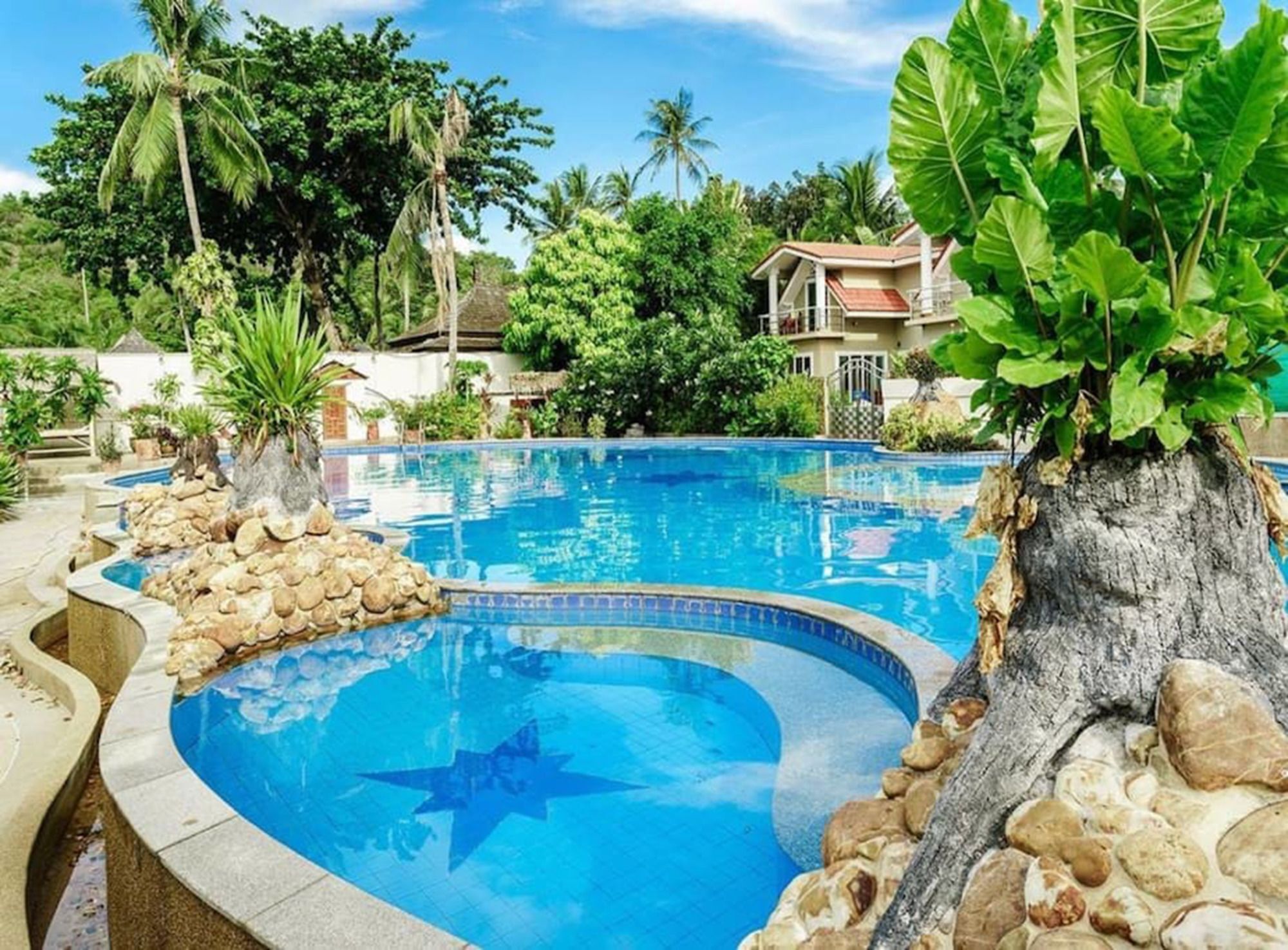 4 Bedroom On Beachfront - Tg44 3*