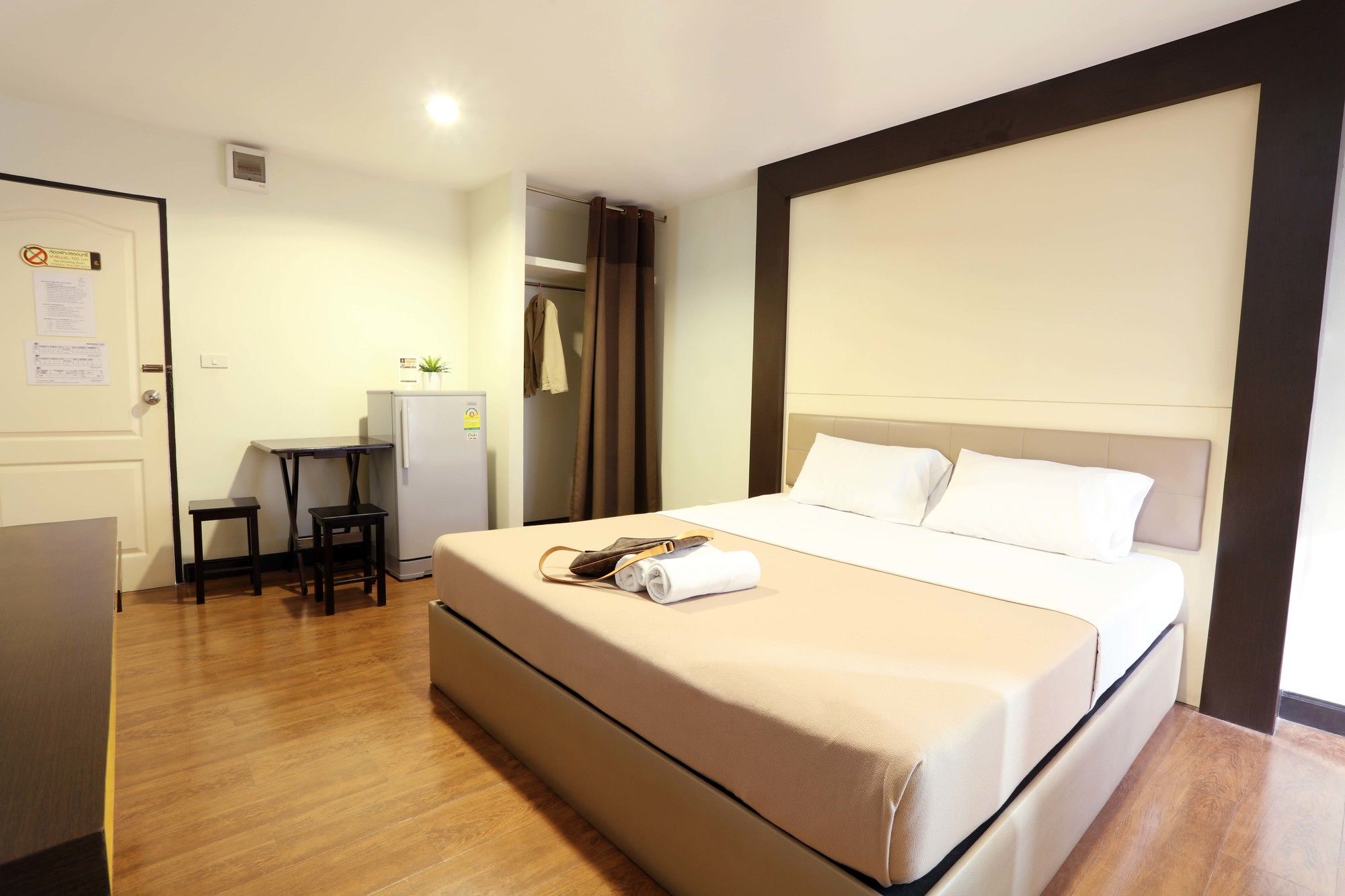 Lee's Hotel Samut Prakan