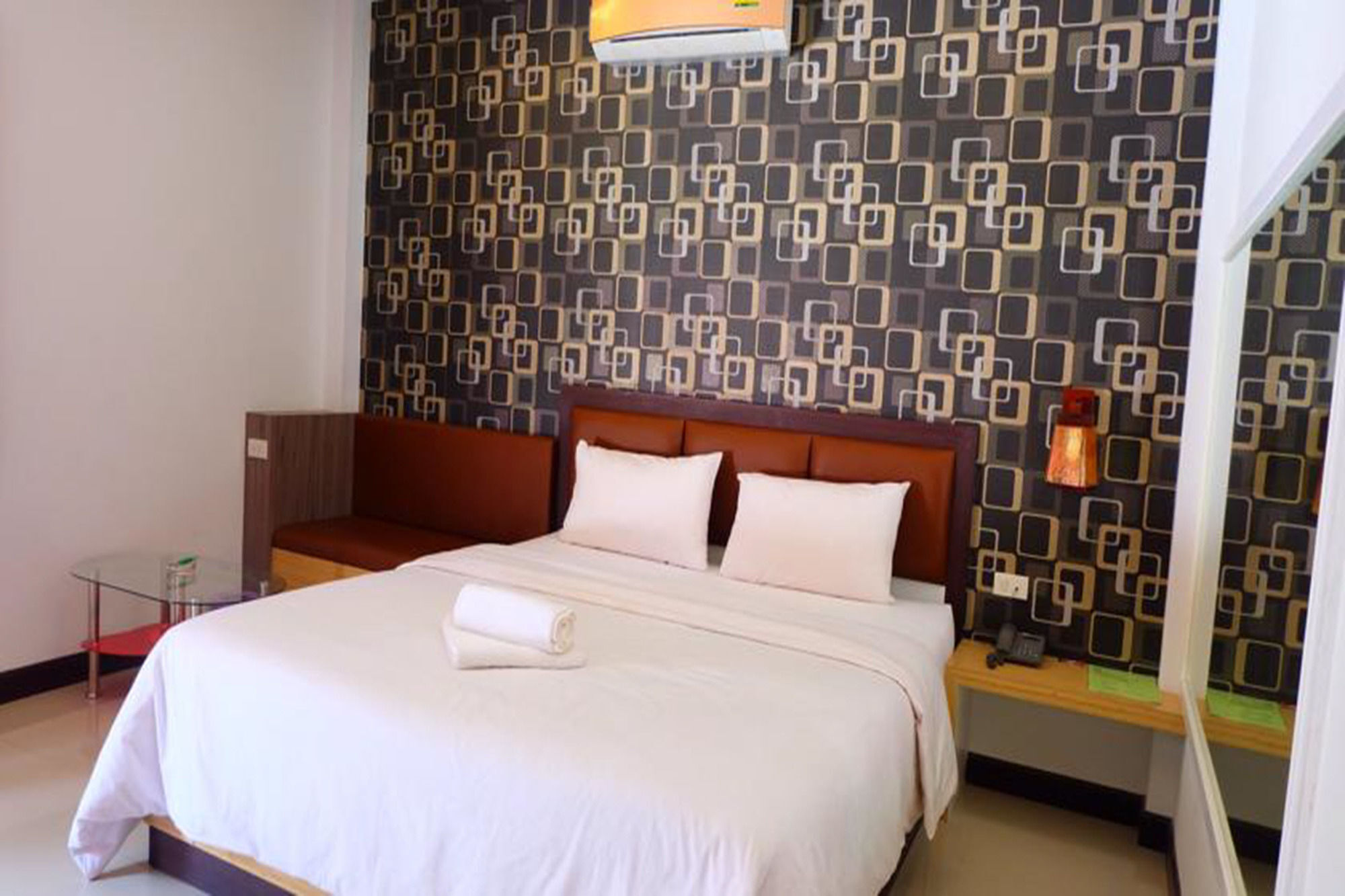 Hotel Sc Yai 3*