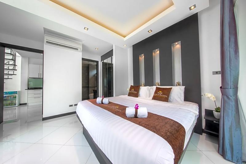 Colibri Pool Pattaya
