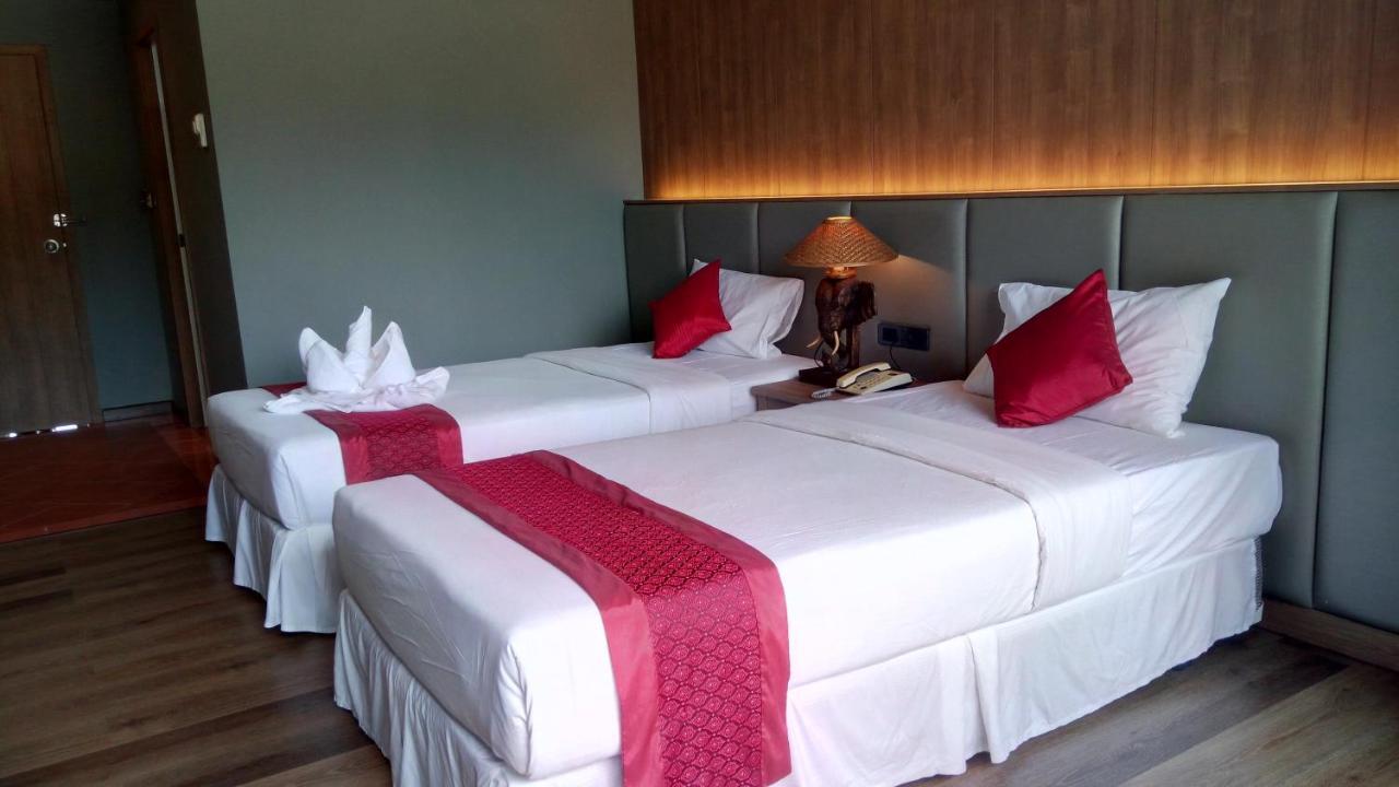 Chang Buri & Hillside 3*