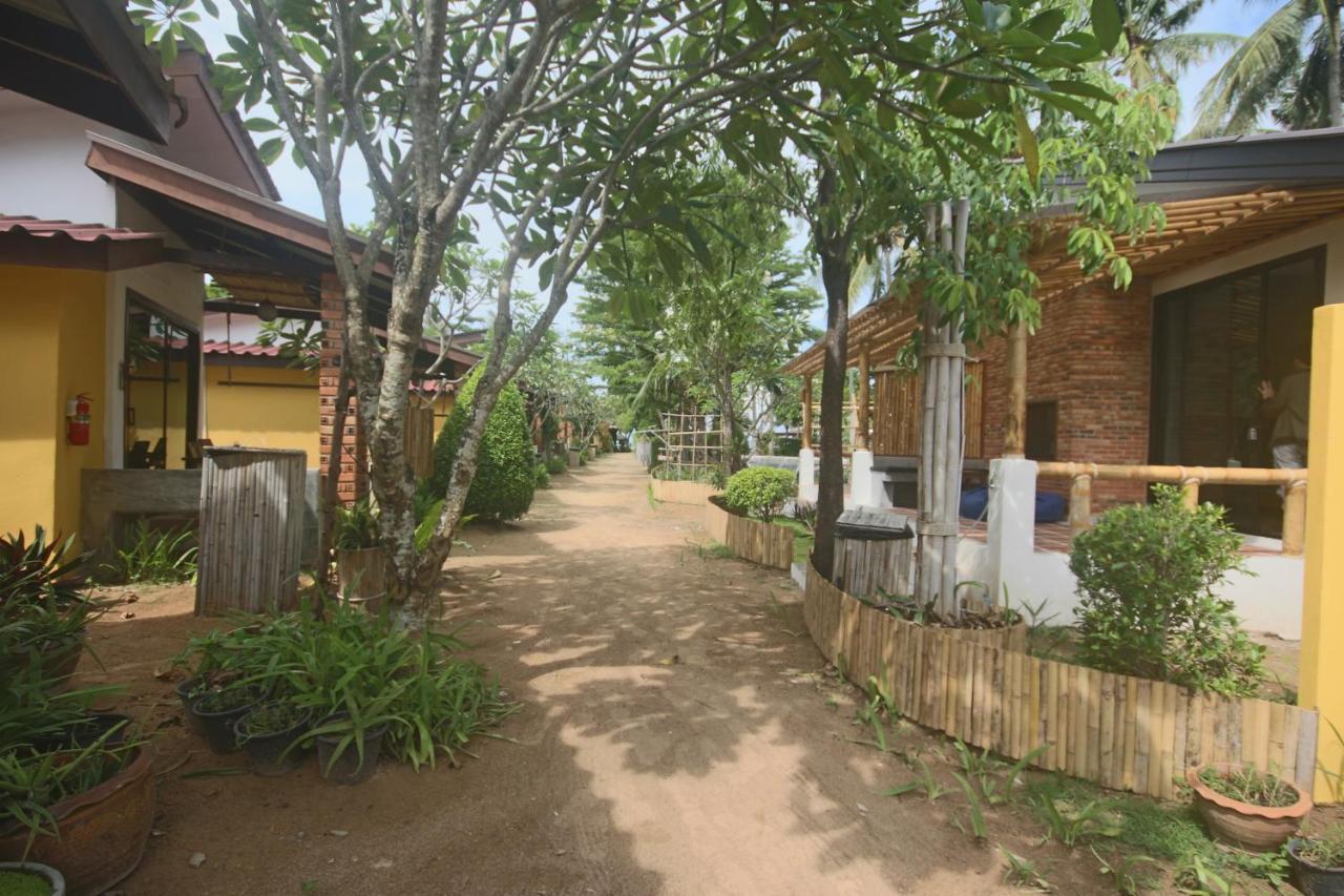 Coco Lanta - Sha Extra Resort