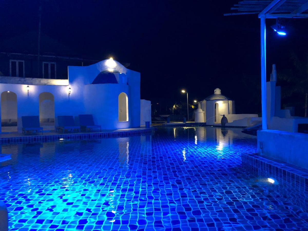 The Oia Resort 5*