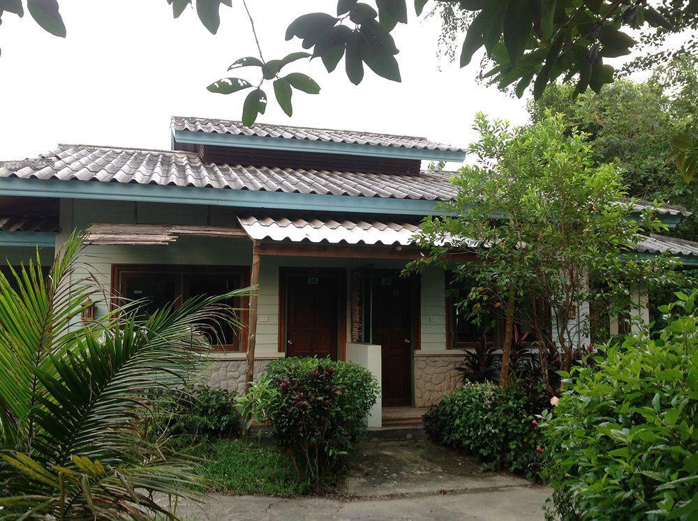 The Samui Native Mae Nam