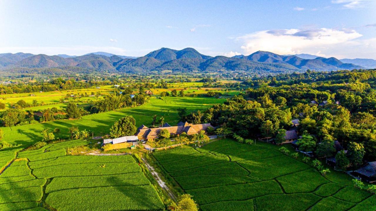 Lodge Phu Pai Art *
