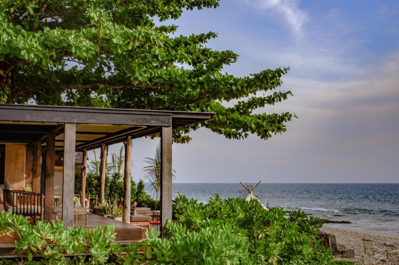 Srilanta And Resort