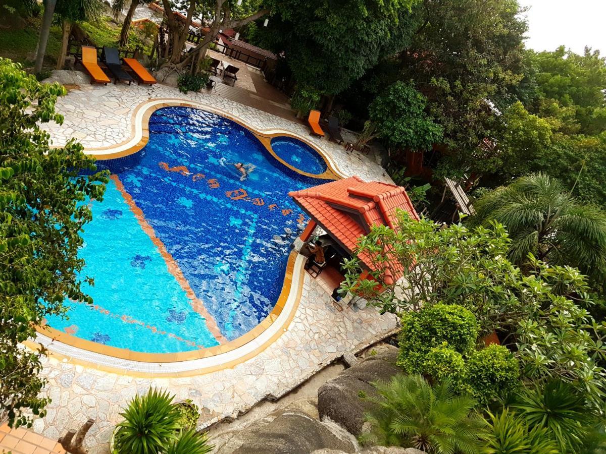 Sea Breeze Backpacker Albergue *