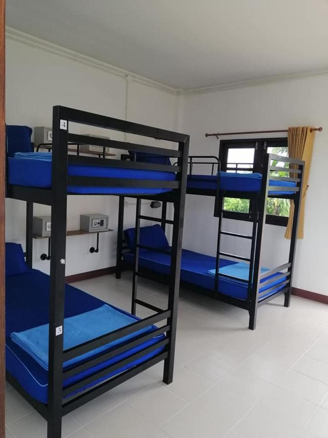 Sea Breeze Backpacker * Haad Rin