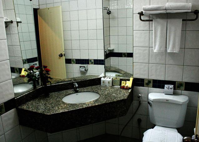 Hotel C & N Patong, Phuket
