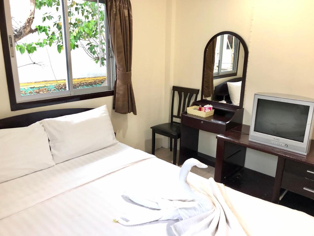 Golden Bee Hotel Phi Phi Don