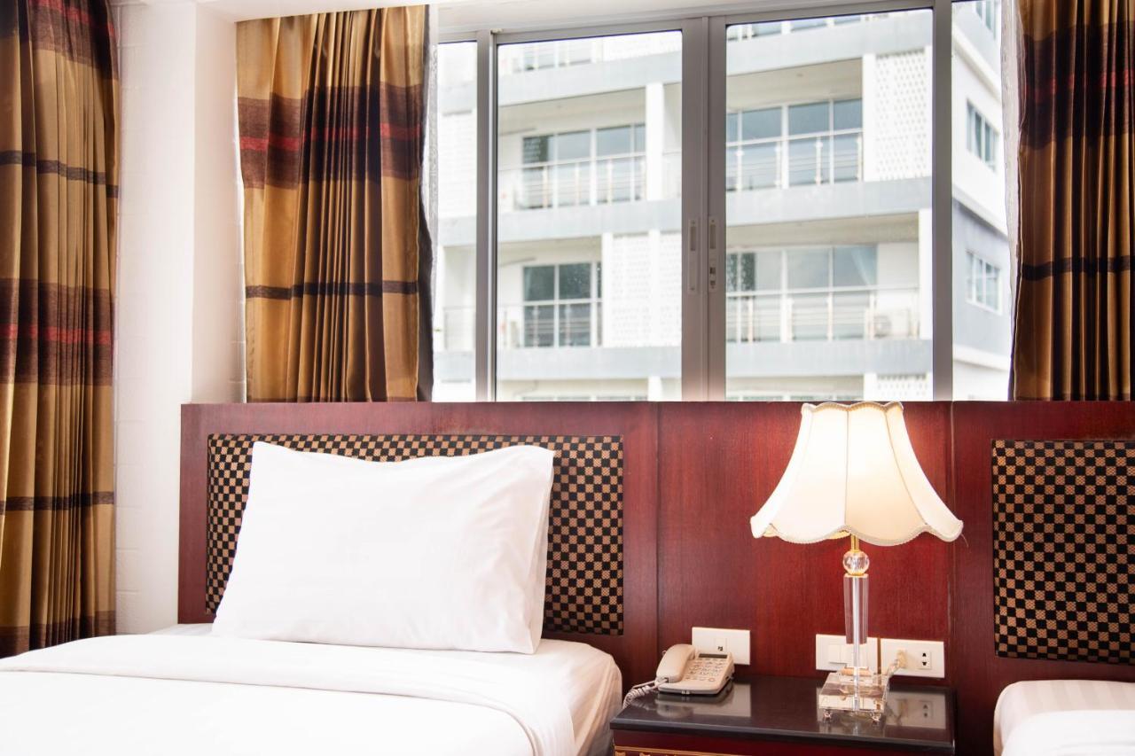 Hisotel Hotel 4*