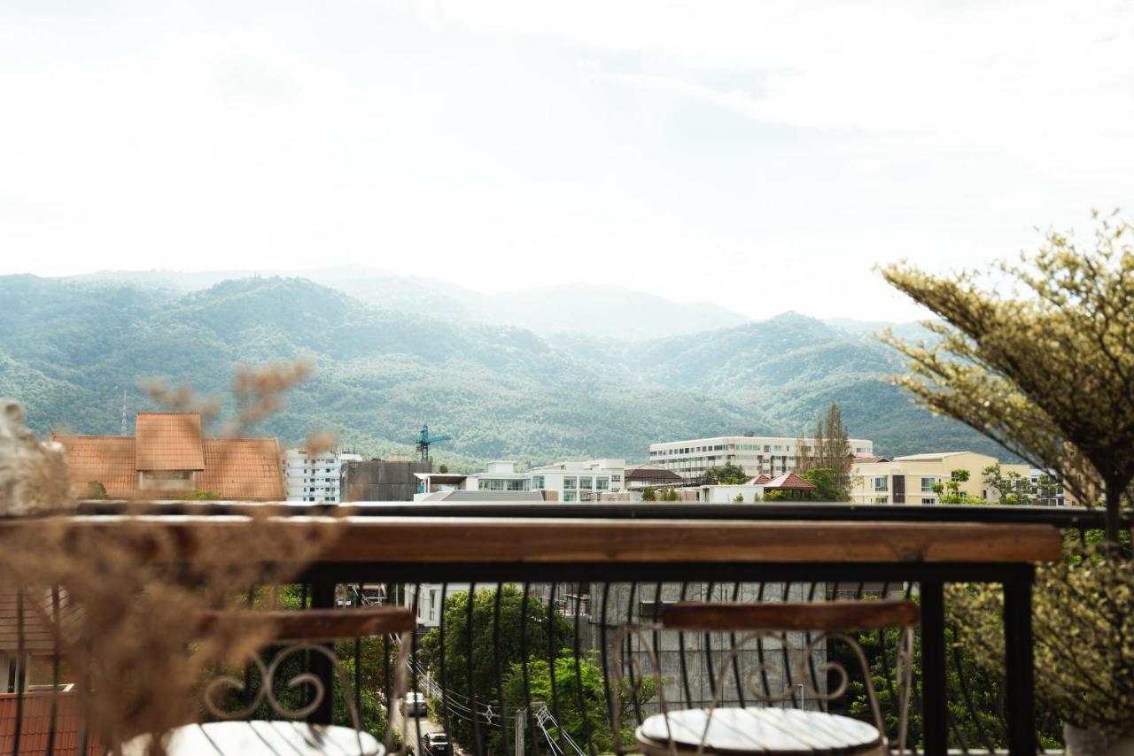 Acomodação com café da manhã  Yayee Chiang Mai
