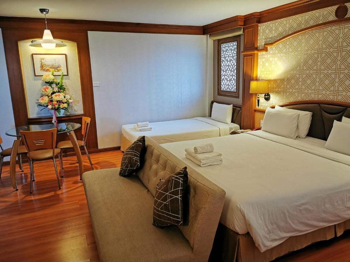 Hotel Sakol 3*