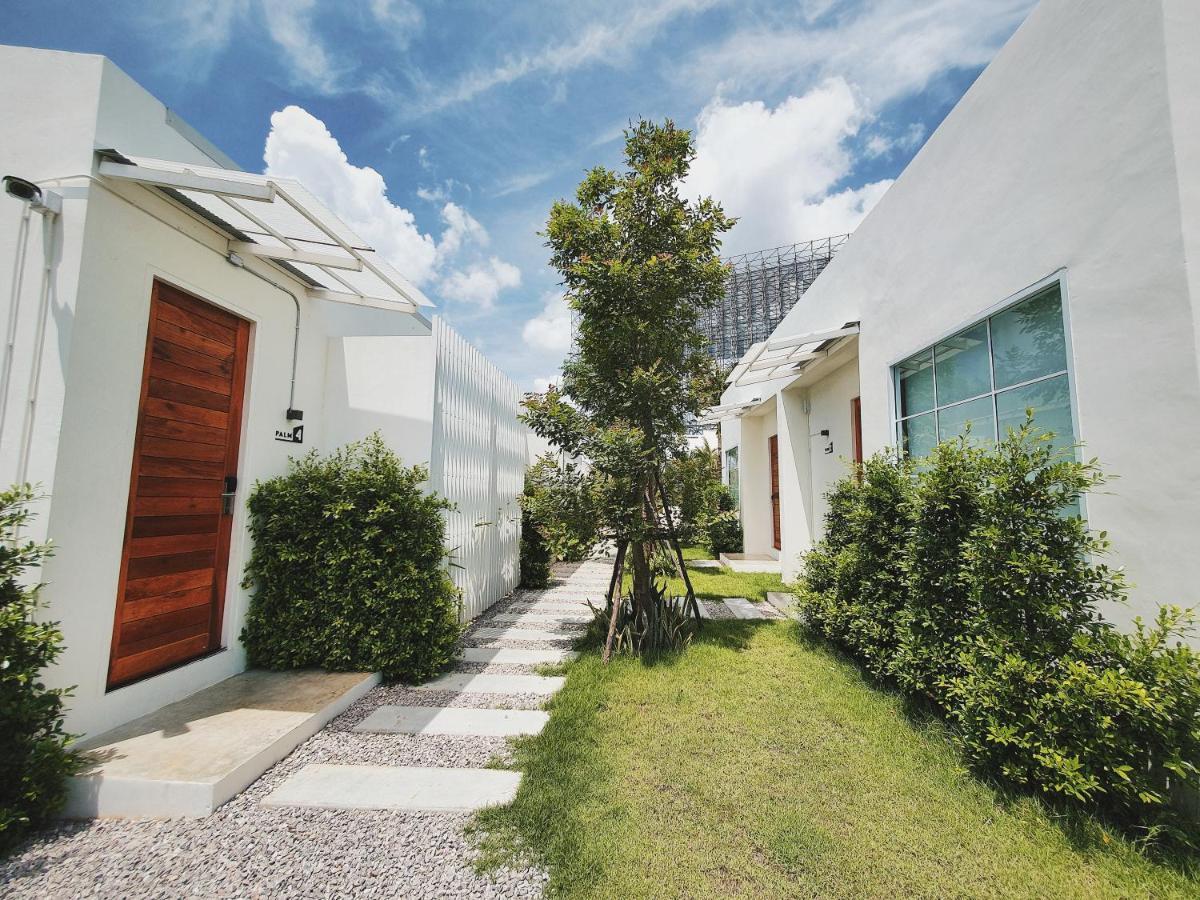 Meet Boutique 3* Surat Thani