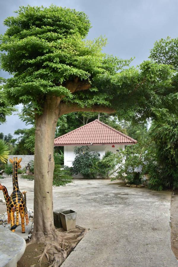 Rai Win Resort *