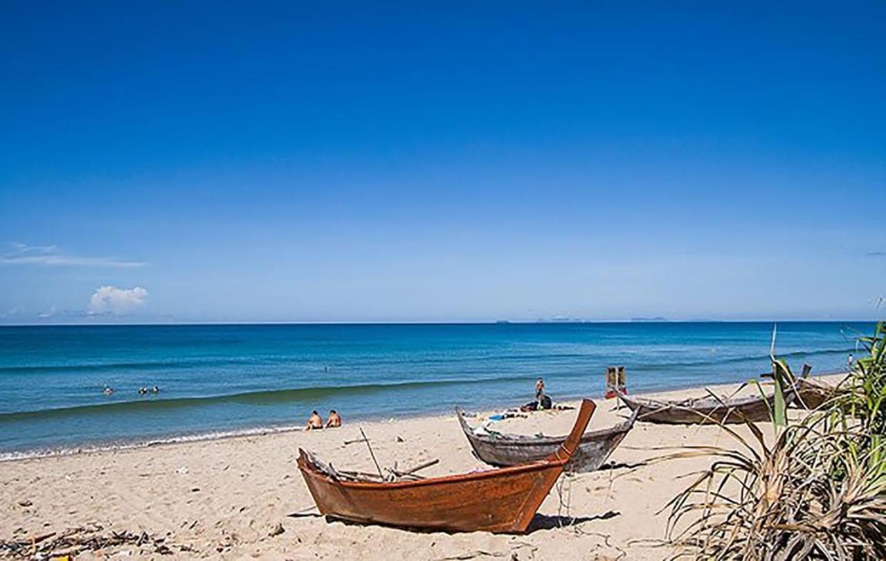 Lanta Fevrier Hotel Koh Lanta