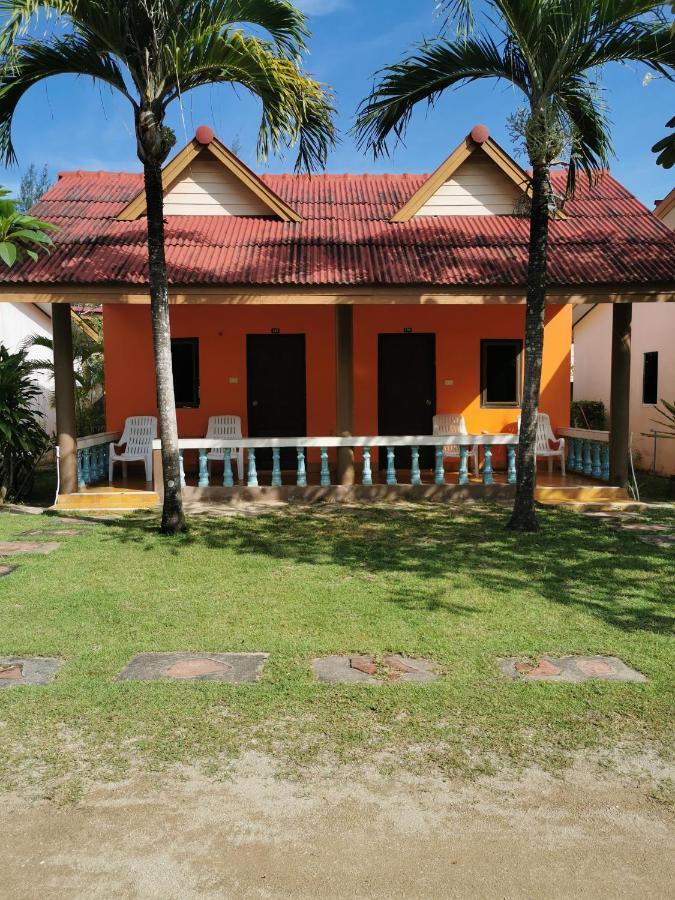 Lanta Bee Garden Sha Extra 3*