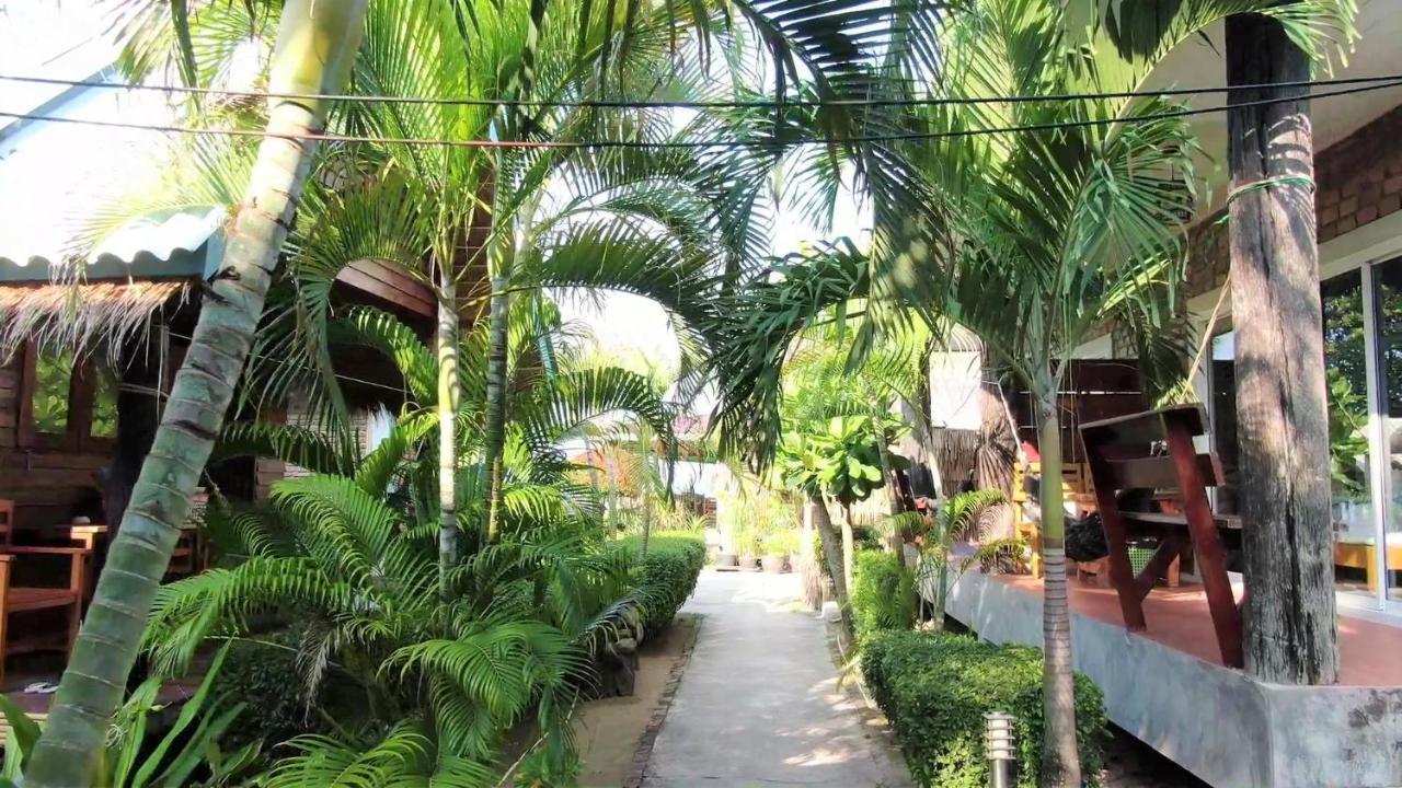 Lanta New Coconut Resort