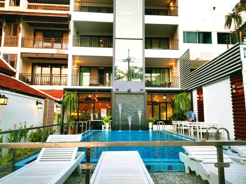 Gallery House Inn 4*