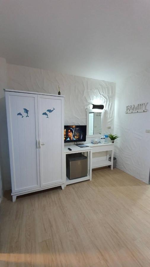 Indigo Hotel 3*