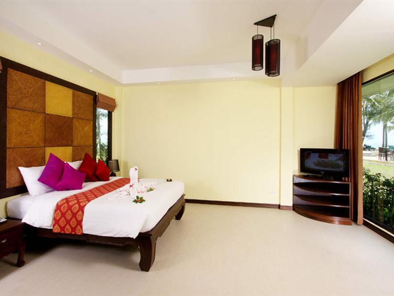Hive Khaolak Beach (adults Only) 4*