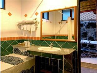 Drop In And Hotel 3*