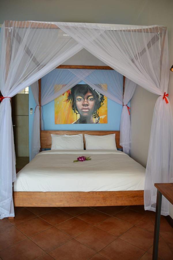 Baan Jai Dee Front Aparthotel 3*