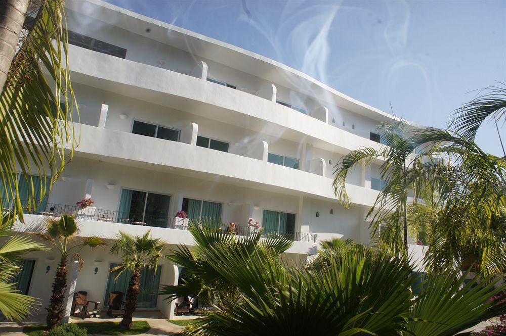 Ocean Breeze Khaolak Resort