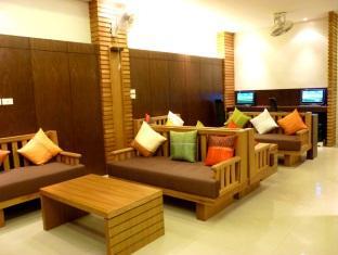 The Banana Leaf Patong