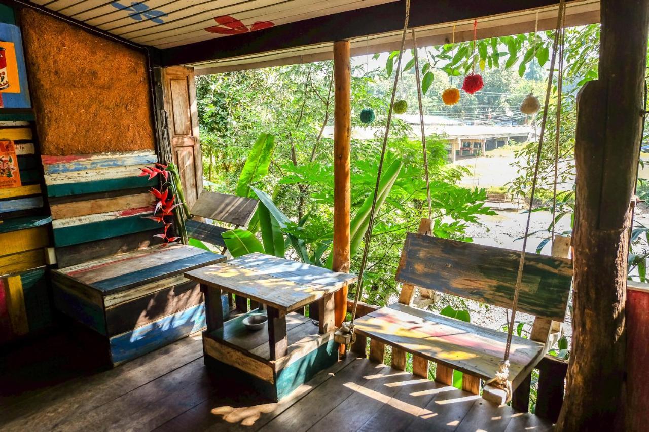 Sawasdeepai River Guest house