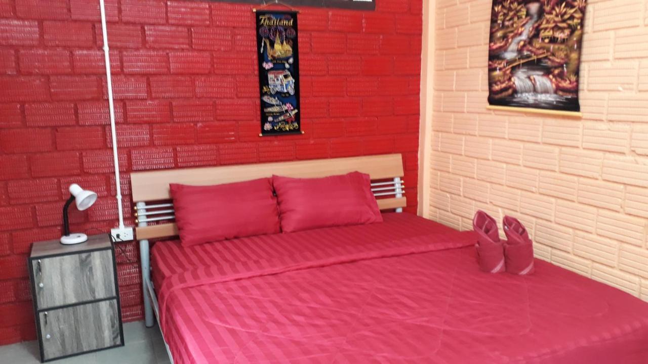 Hans Strand Bungalows Resort