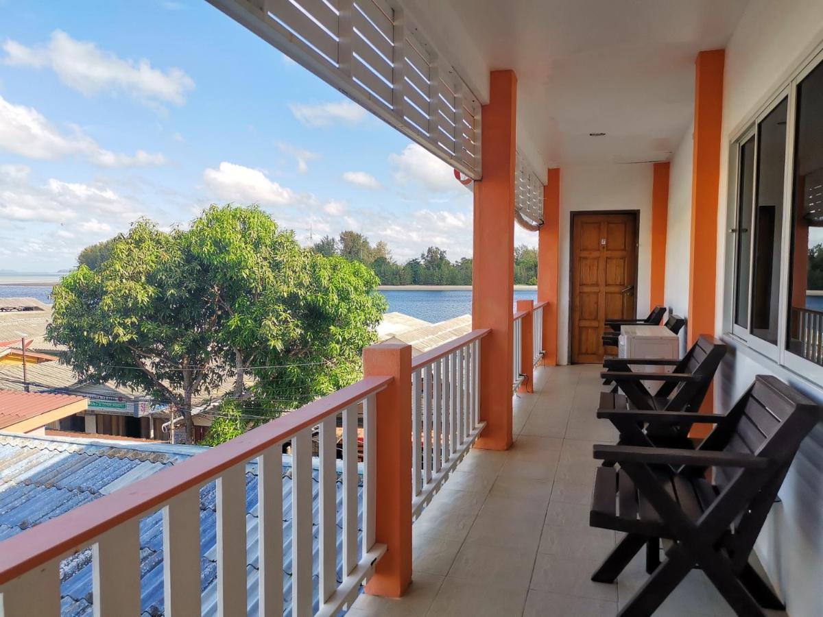 Koh Lanta Guest House 2*