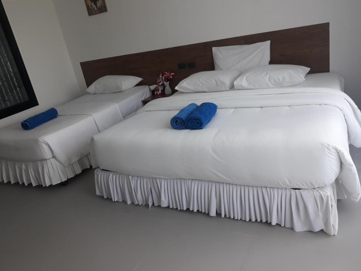 Sunset Marina Hotel