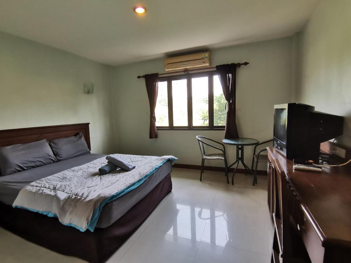 Oyo 616 Bonita House Samui Hotel