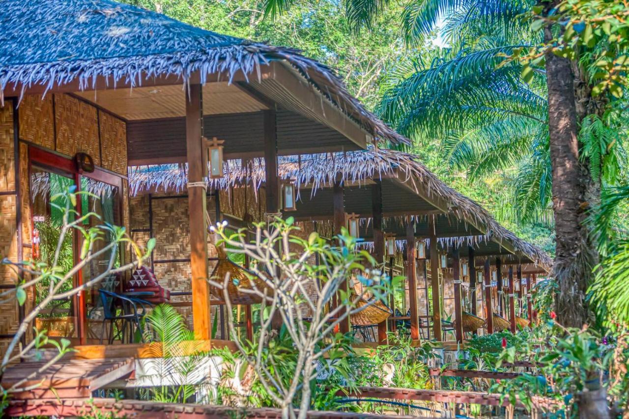 Guest house Baan Suan 2*