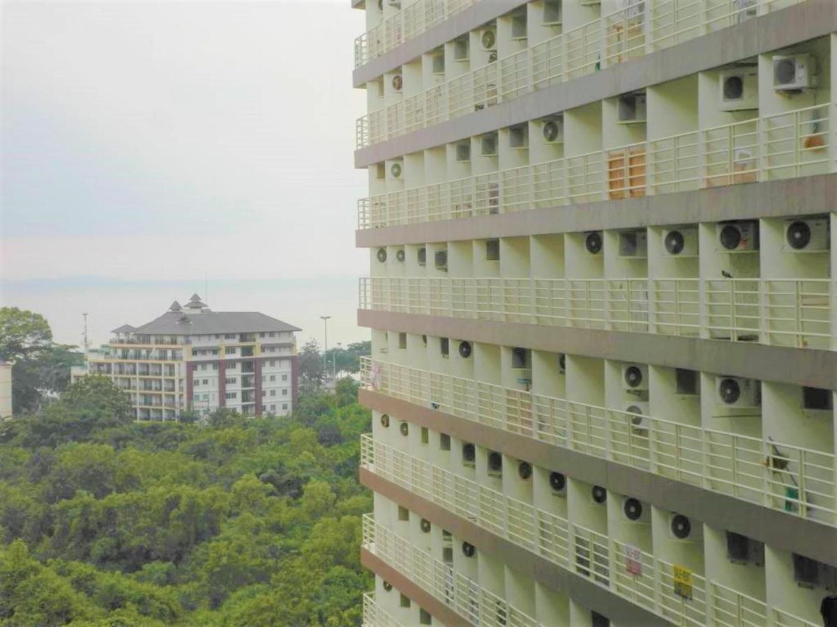 Sea View 11th Floor