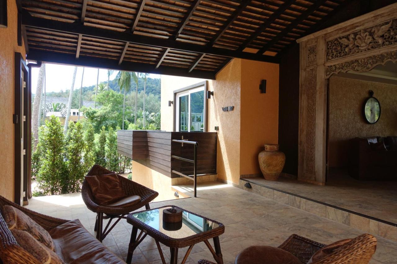 Hotel Laguna House *