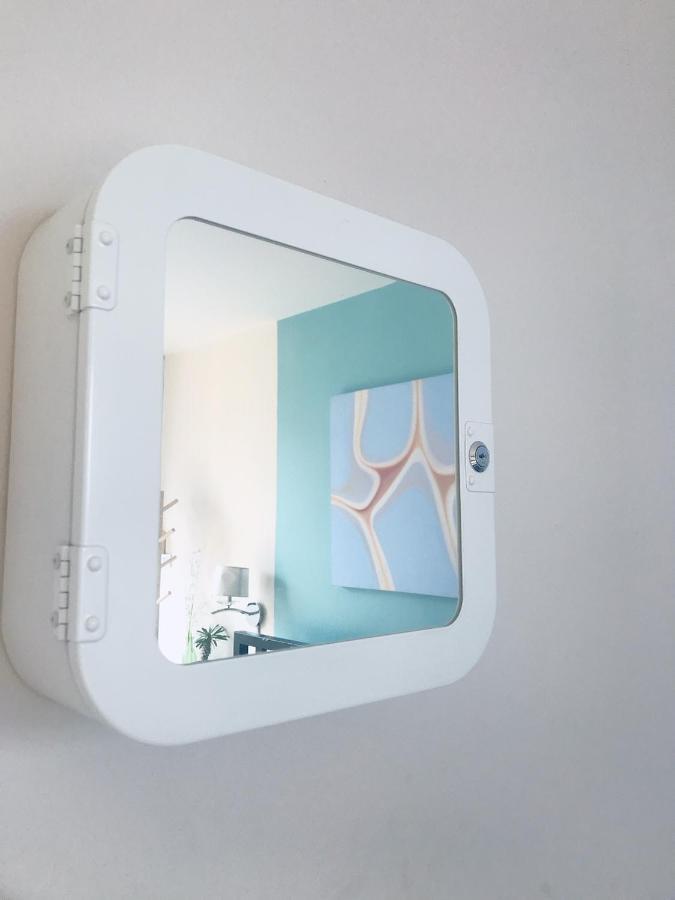 Rama9 Kamin Bird Albergue *